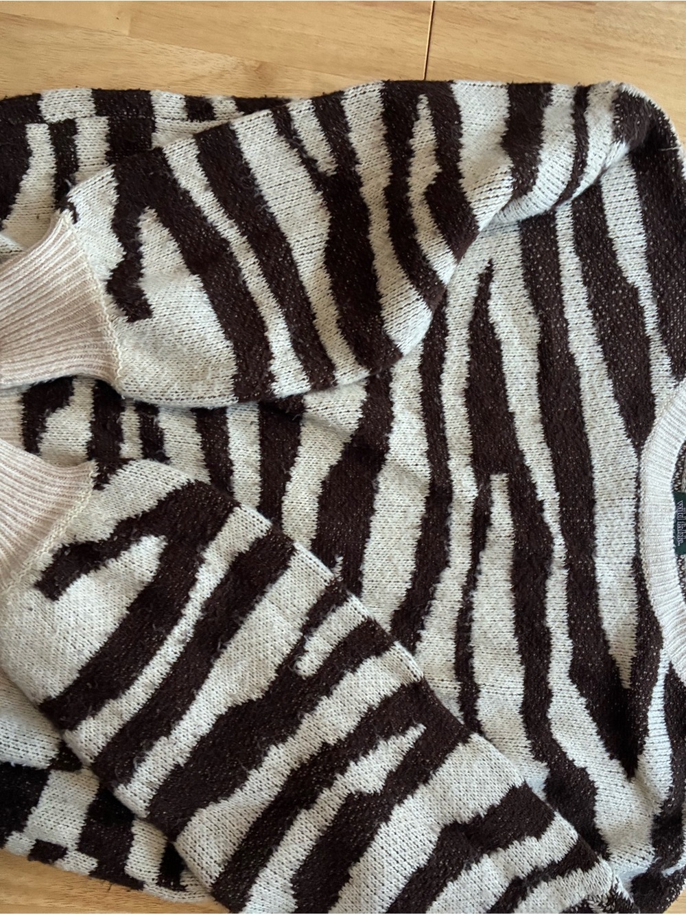 wild fable Black and Cream Striped Crewneck Sweater